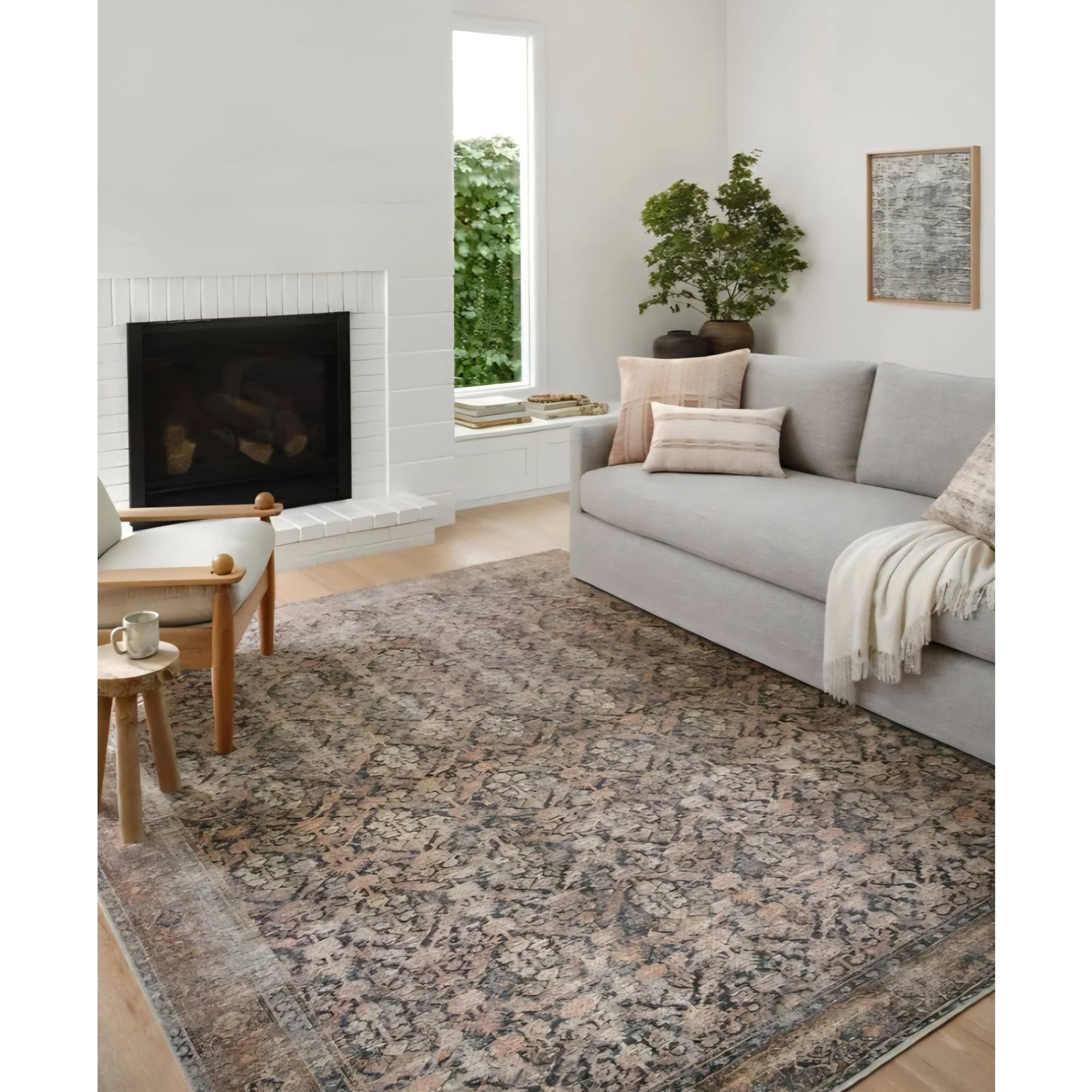 Loloi Amber Lewis Billie Collection, Ink & Salmon 6'-0" x 9'-0" Area Rug – Antique & Distressed