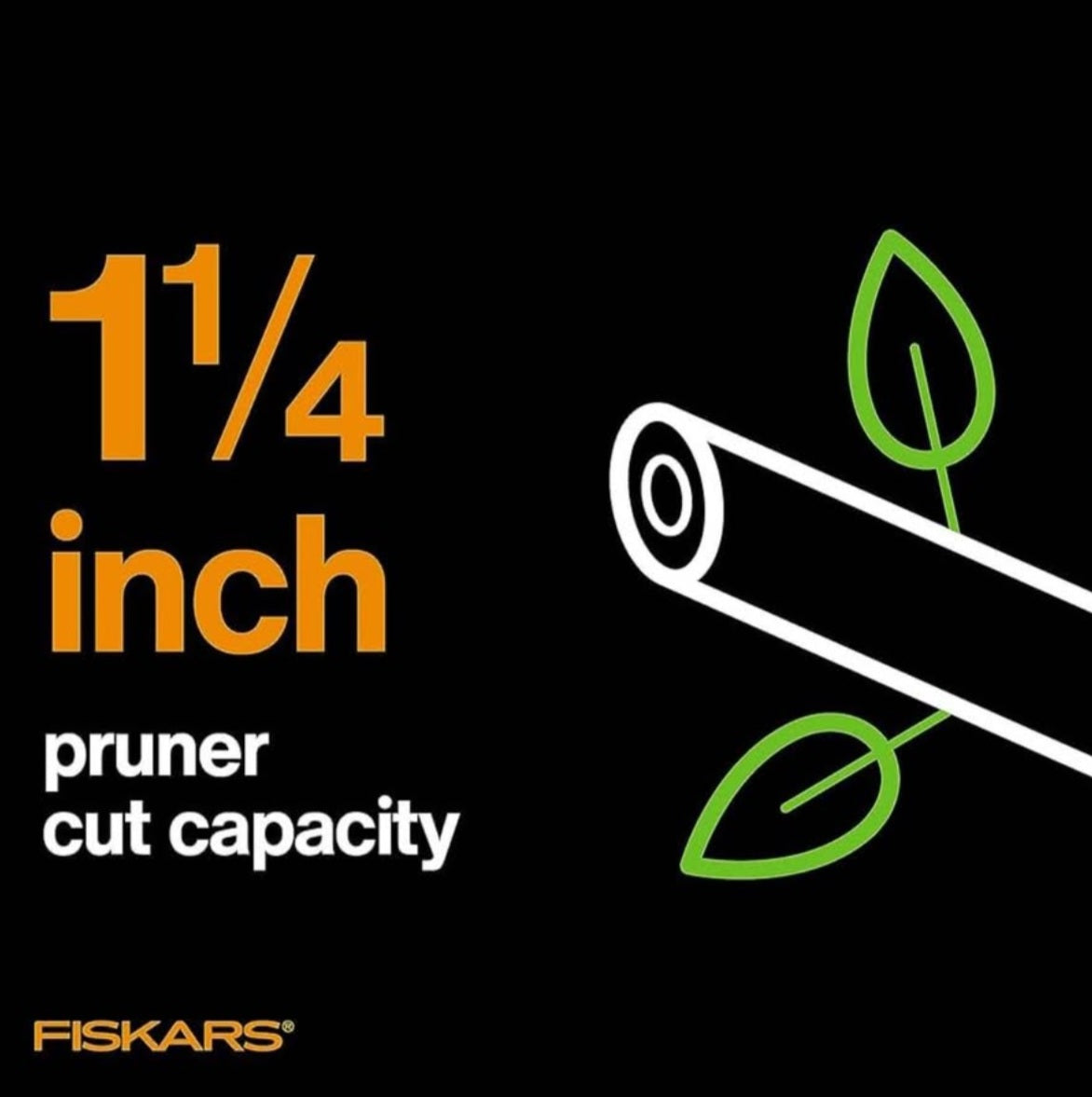 Fiskars 2-in-1 Extendable Tree Pruner and Pole Saw (Extends 7.9 - 12 feet) with Rotating Head, Pruni