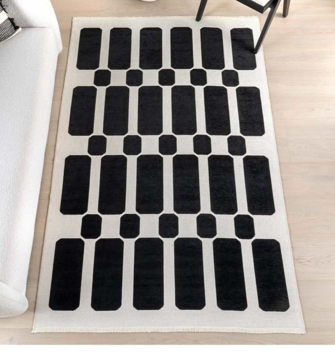 NuLOOM 7'10" x 10' Versa Collection Reversible SuperiorWash Area Rug, Machine Washable, Stain-Resistant, Easy Storage, Oeko-TEX Certified, Rashana Black/Cream