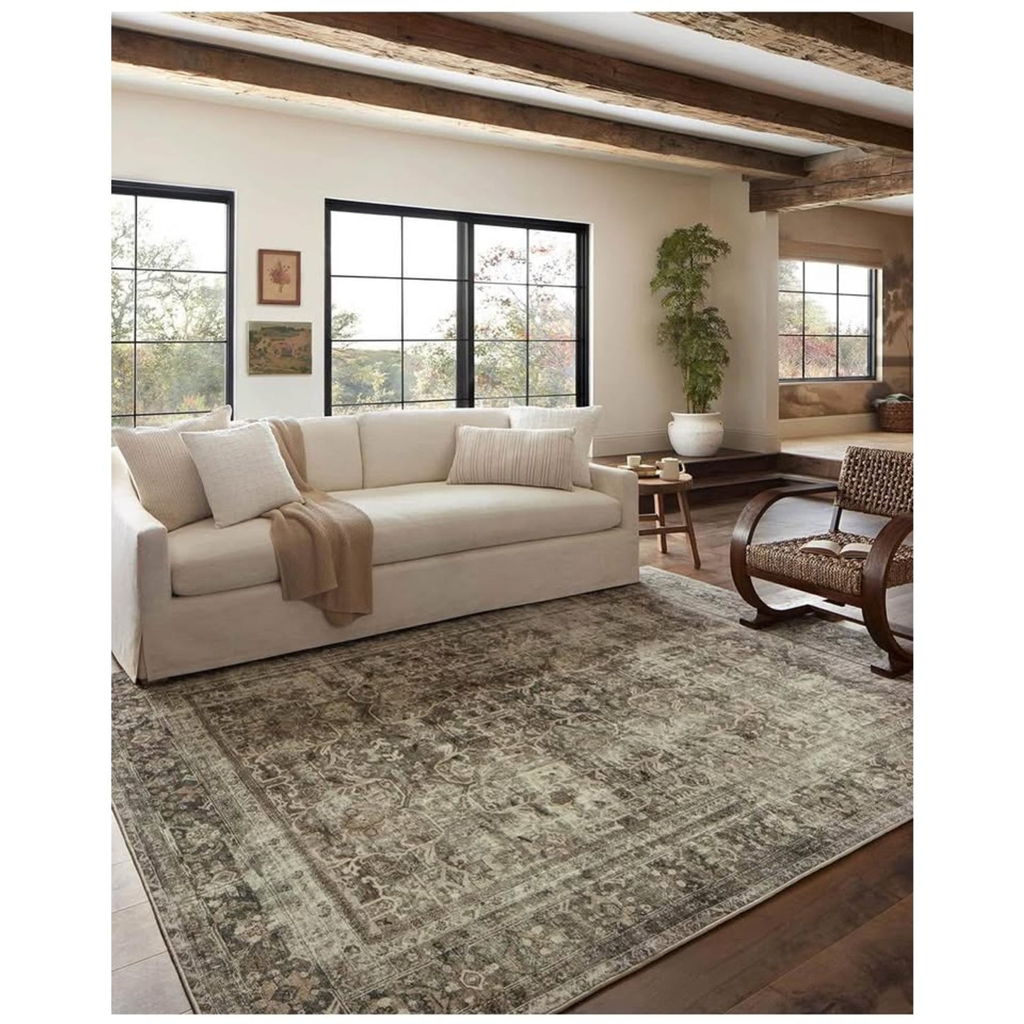 Loloi Magnolia Home by Joanna Gaines Sinclair Collection SIN-01 Pebble/Taupe 5'-0" x 7'-0", .25" Pil
