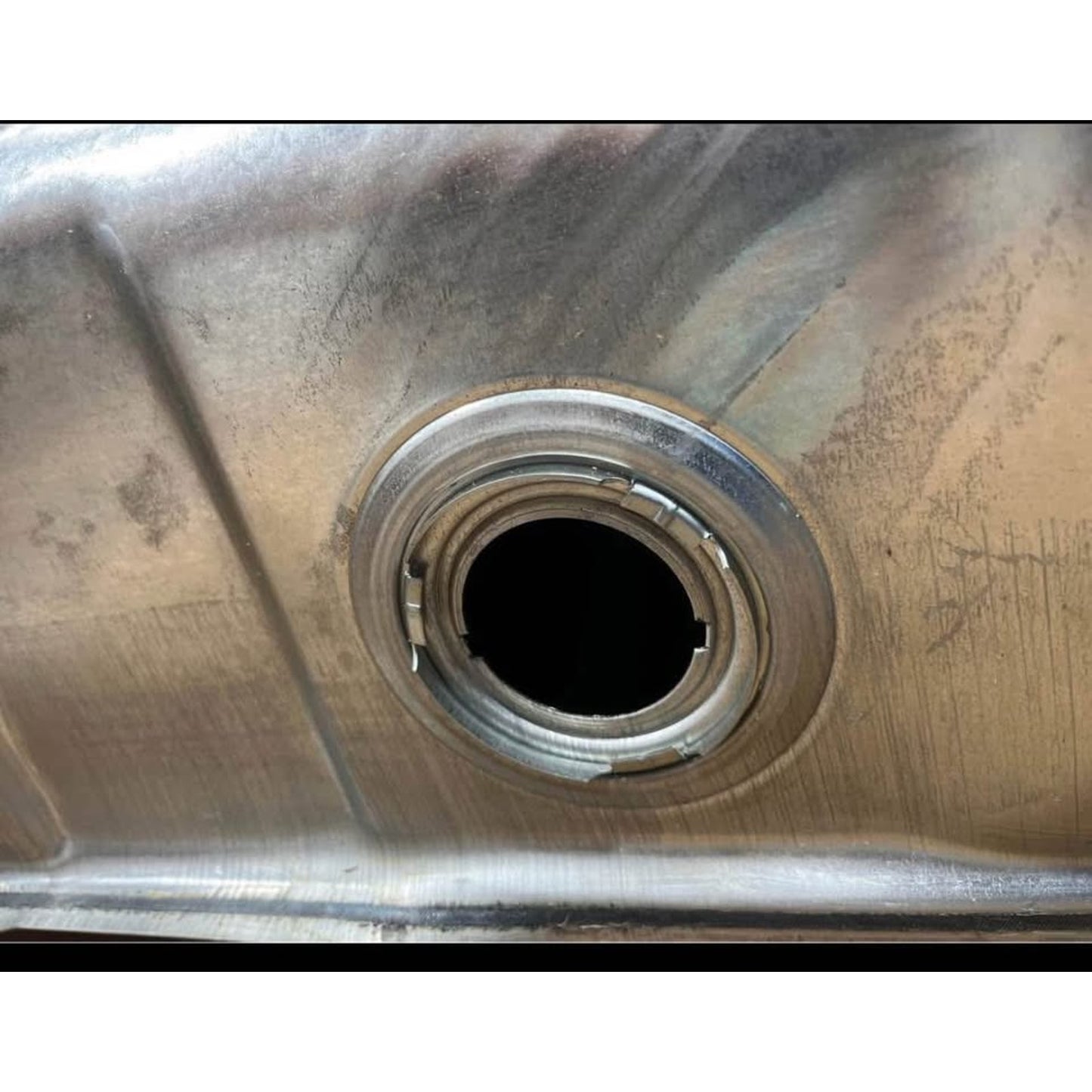 Spectra Premium F25B Fuel Tank
