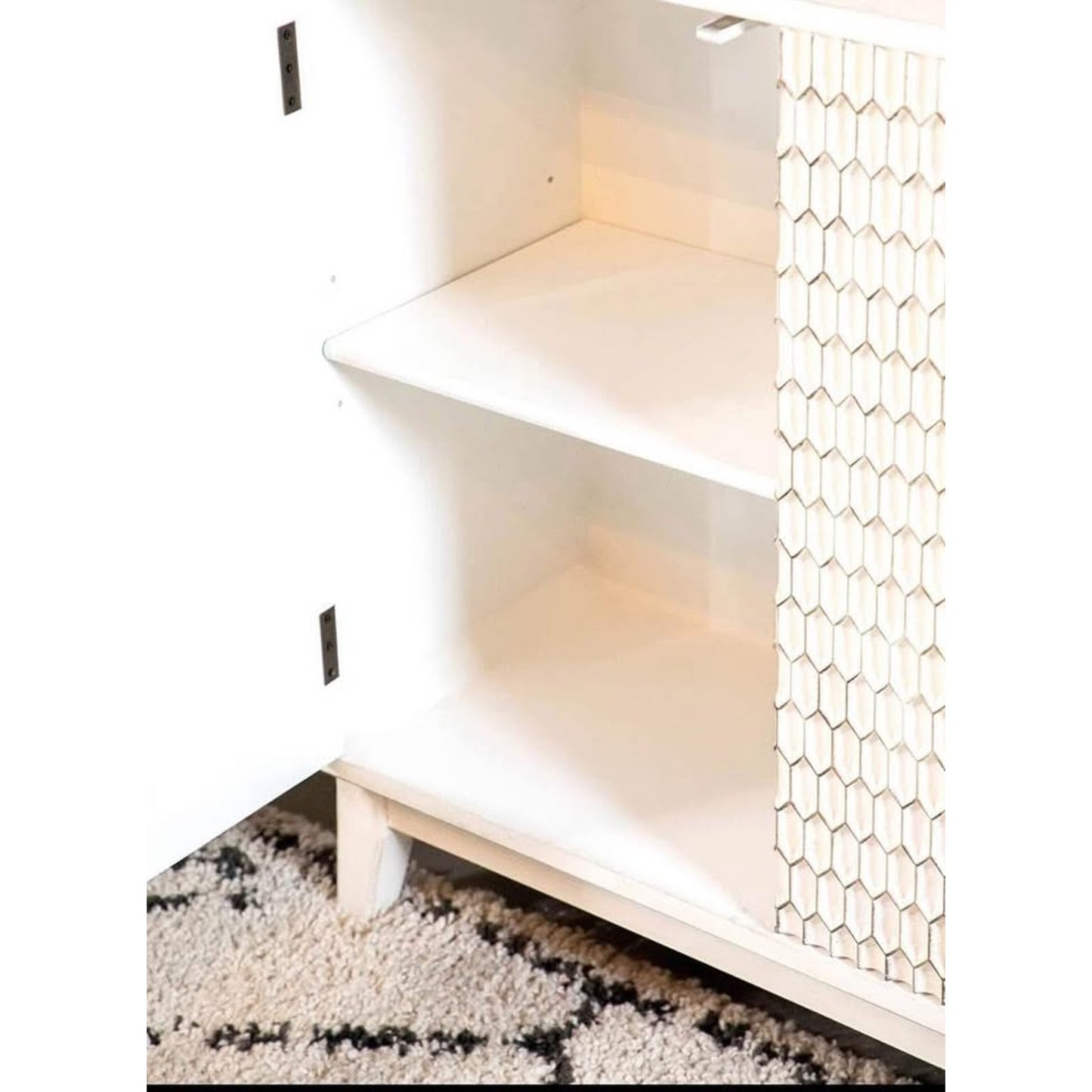 Coaster Home Furnishings Rectangular 2-Door White Accent Cabinet (953401)