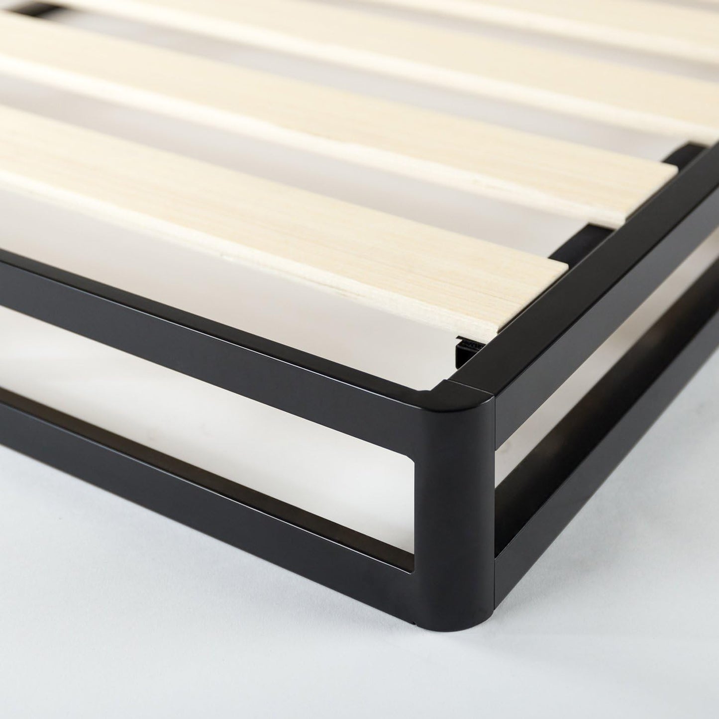 Zinus, Standard Profile Metal Smart Box Spring, Wood Slat Support, Queen, 4 In, Box Spring Only