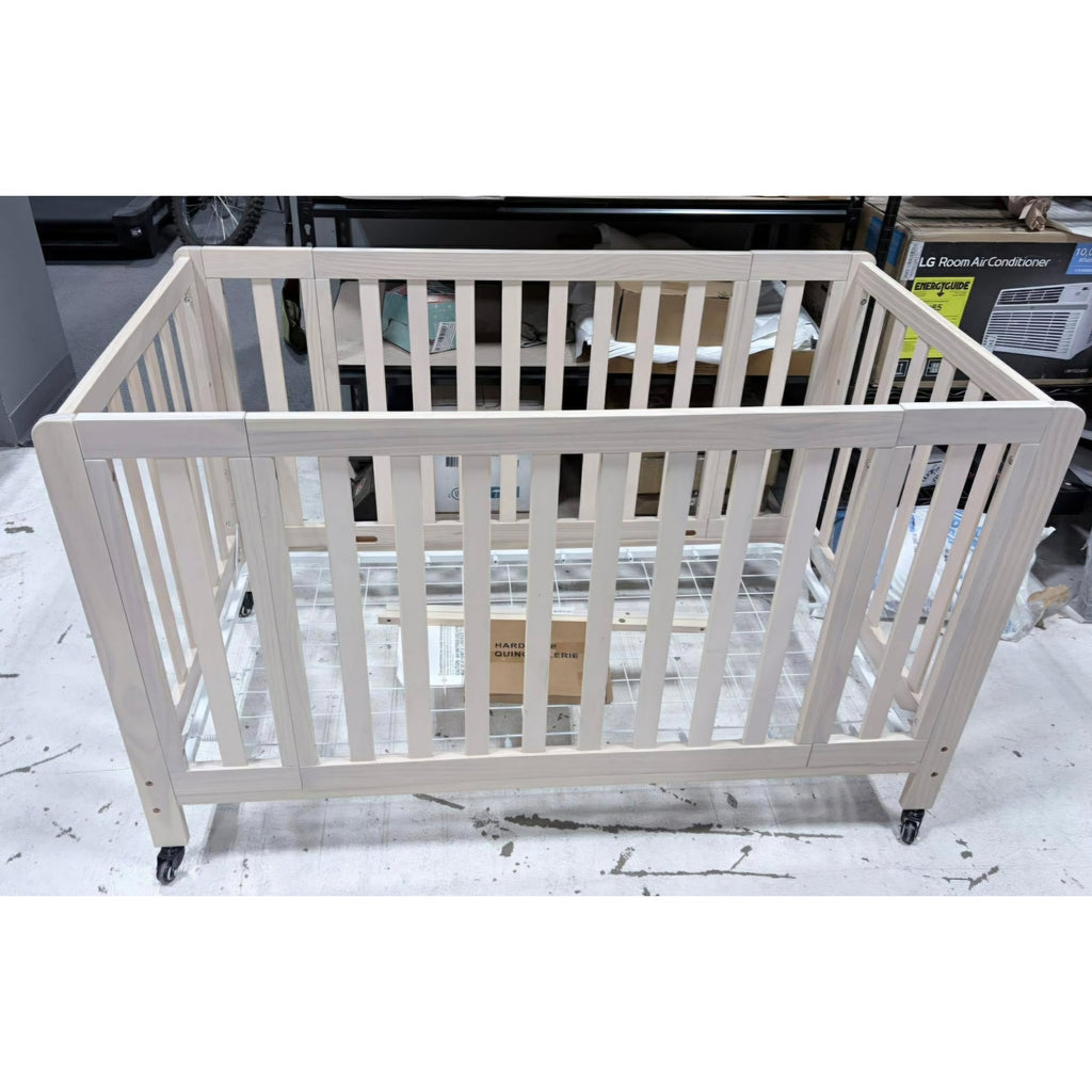 Carter's by Davinci Colby Grow Convertible Crib
