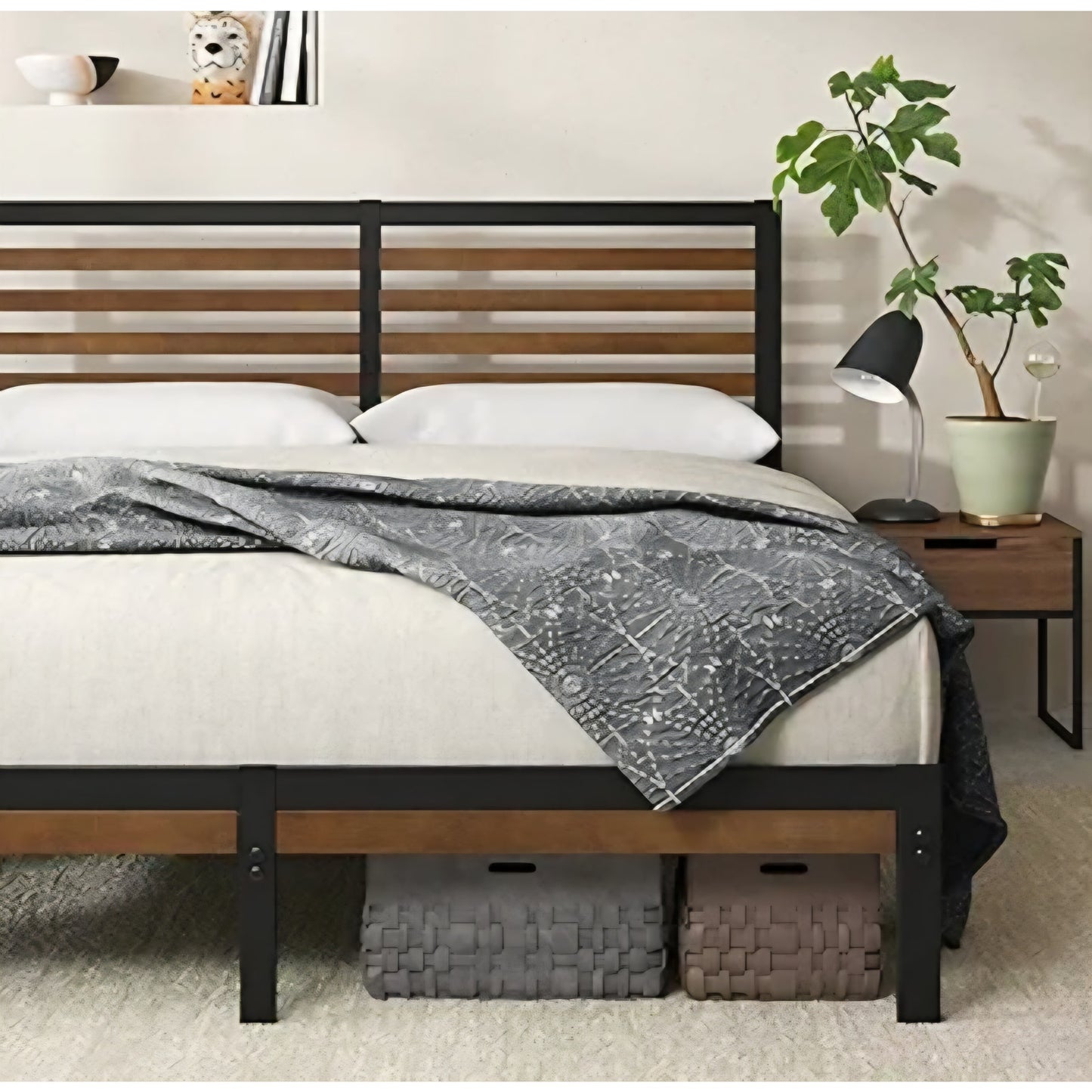 ZINUS Kai Bamboo and Metal Platform Bed Frame with Headboard, No Box Spring Needed, Easy Assembly