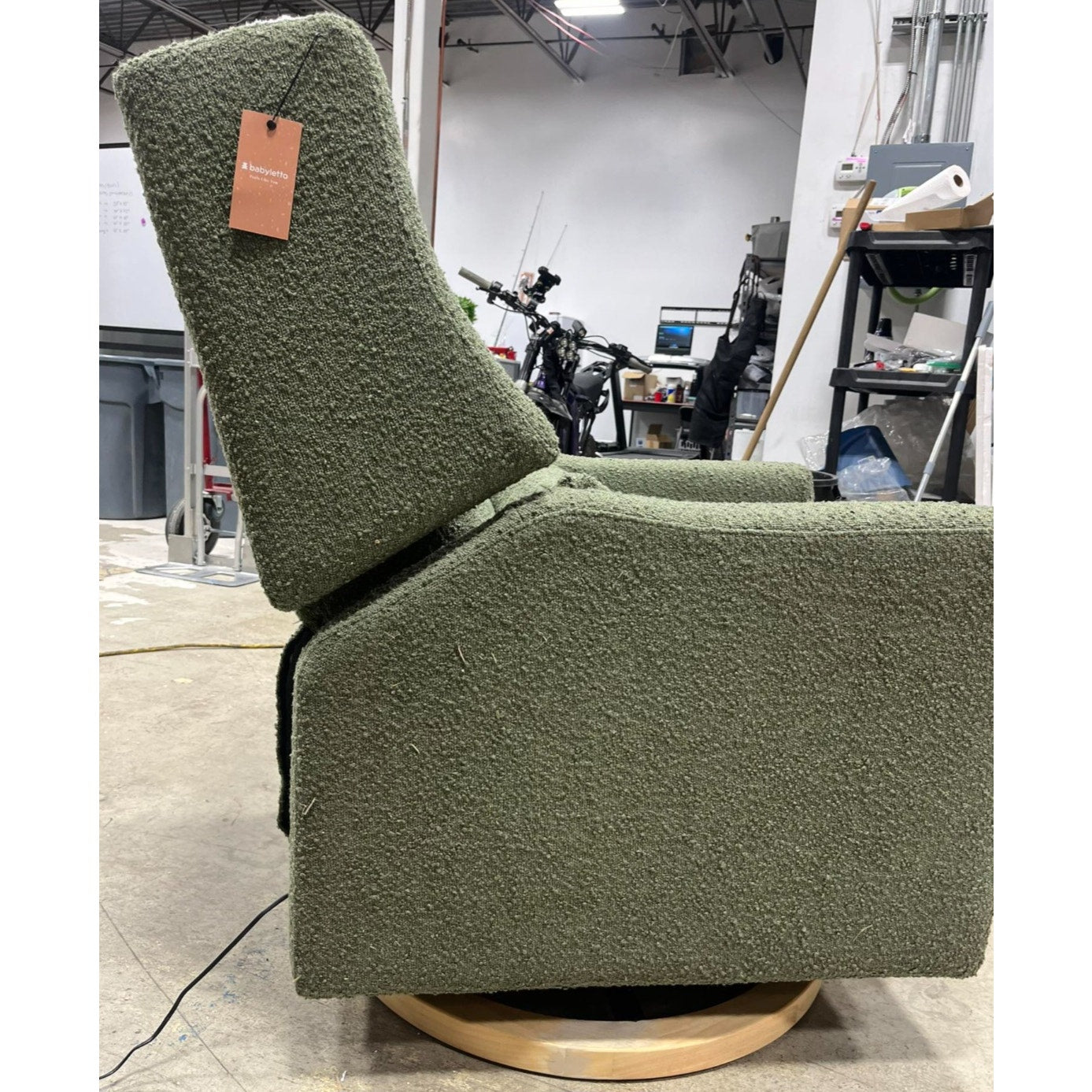 Recliner Nursery Chair w/USB Ports - GREENGUARD Gold Certified - Water & Stain 270° Swivel