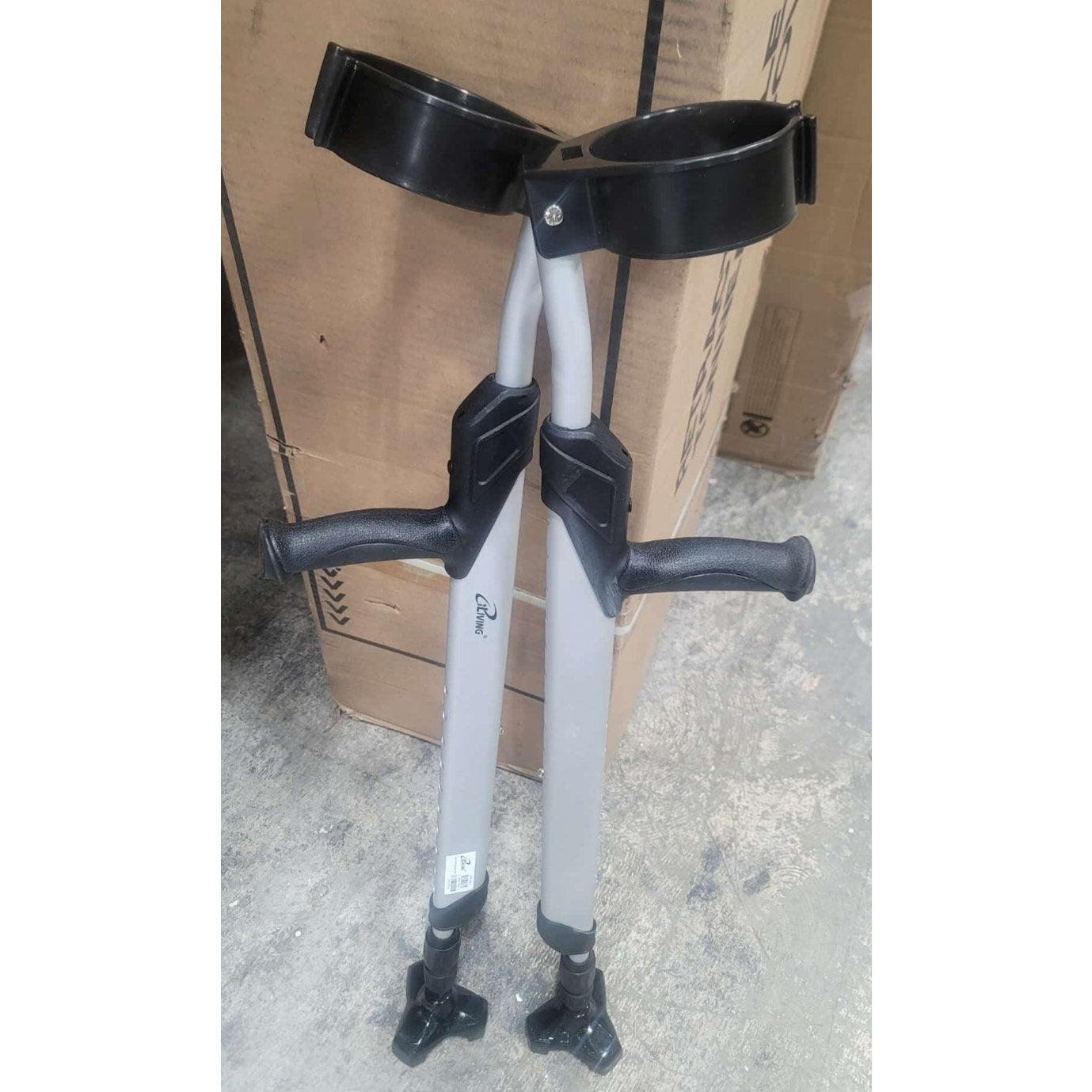 iLiving Forearm Crutches for Adults, Silver