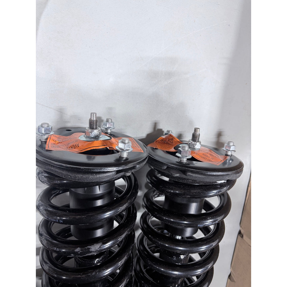 Nissan titan 2004- 2015 struts,