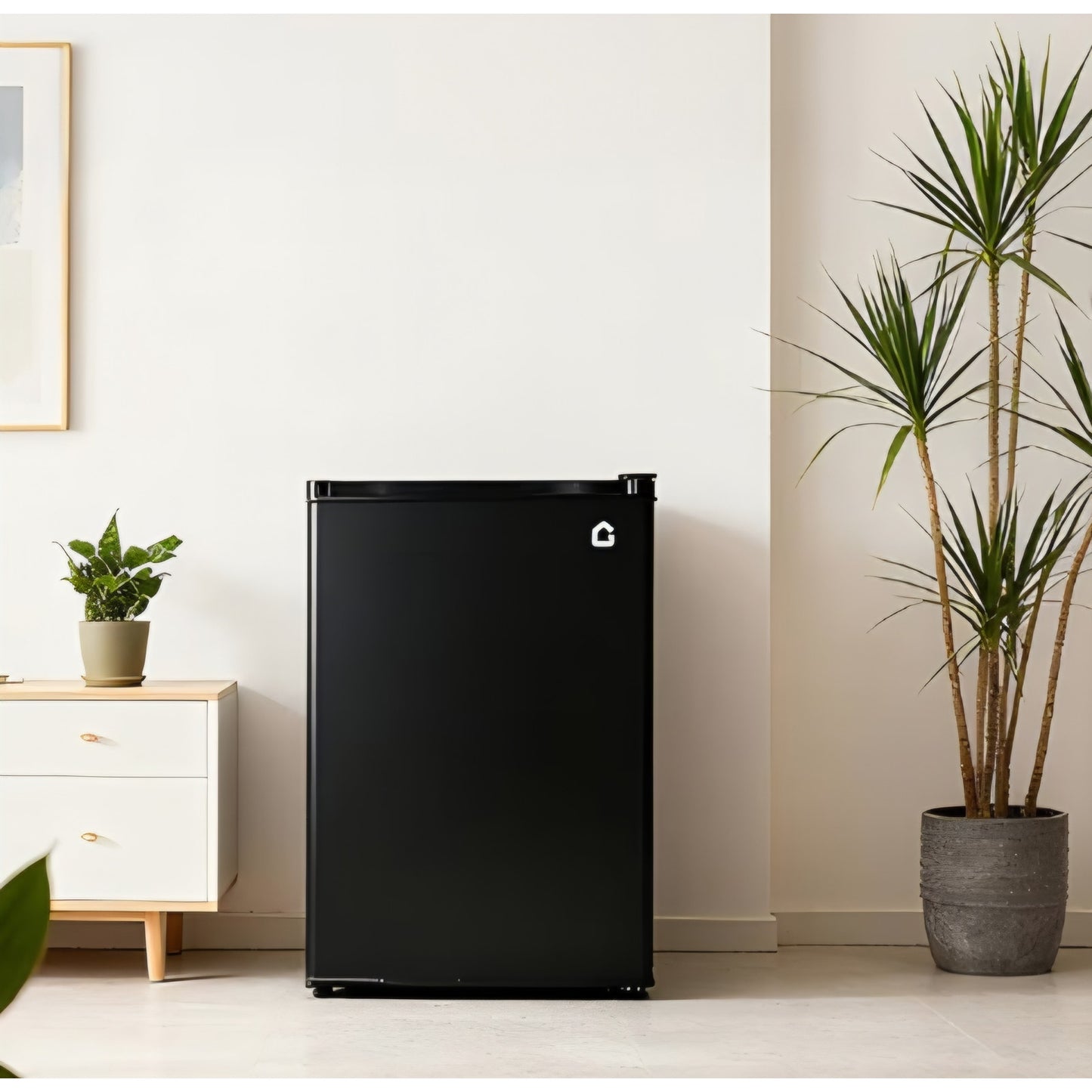 4.5 Cu. Ft. Compact Refrigerator | Single Door Mini Fridge with Energy-Efficient & Quiet Operatio