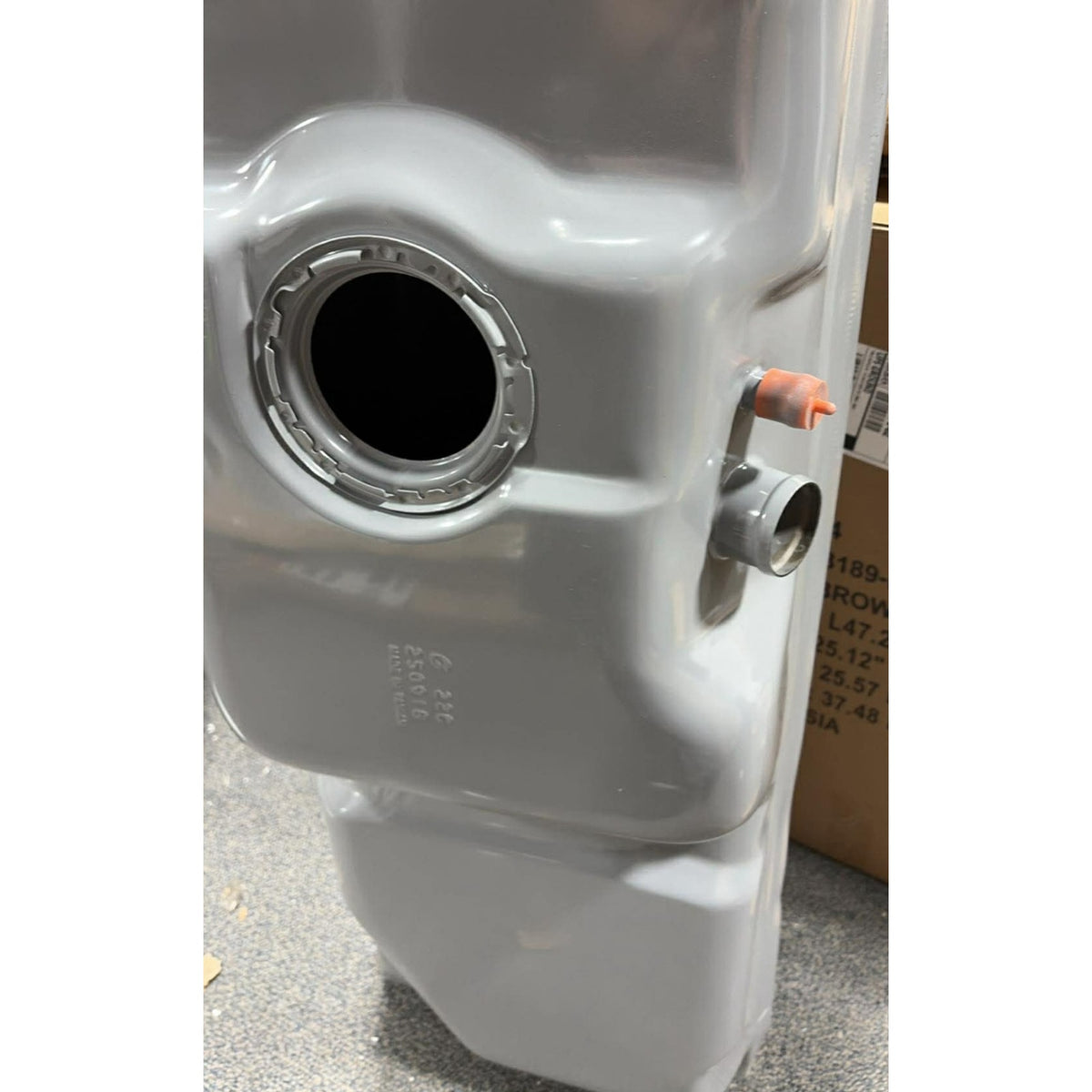 Dorman 576-344 Fuel Tank Compatible with Select Chevrolet/GMC Models
