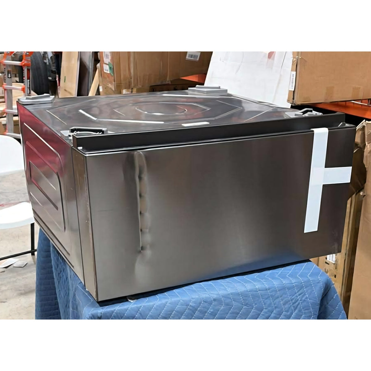 SAMSUNG Bespoke AI Laundry Comb Pedestal with Pull Out Storage Drawer