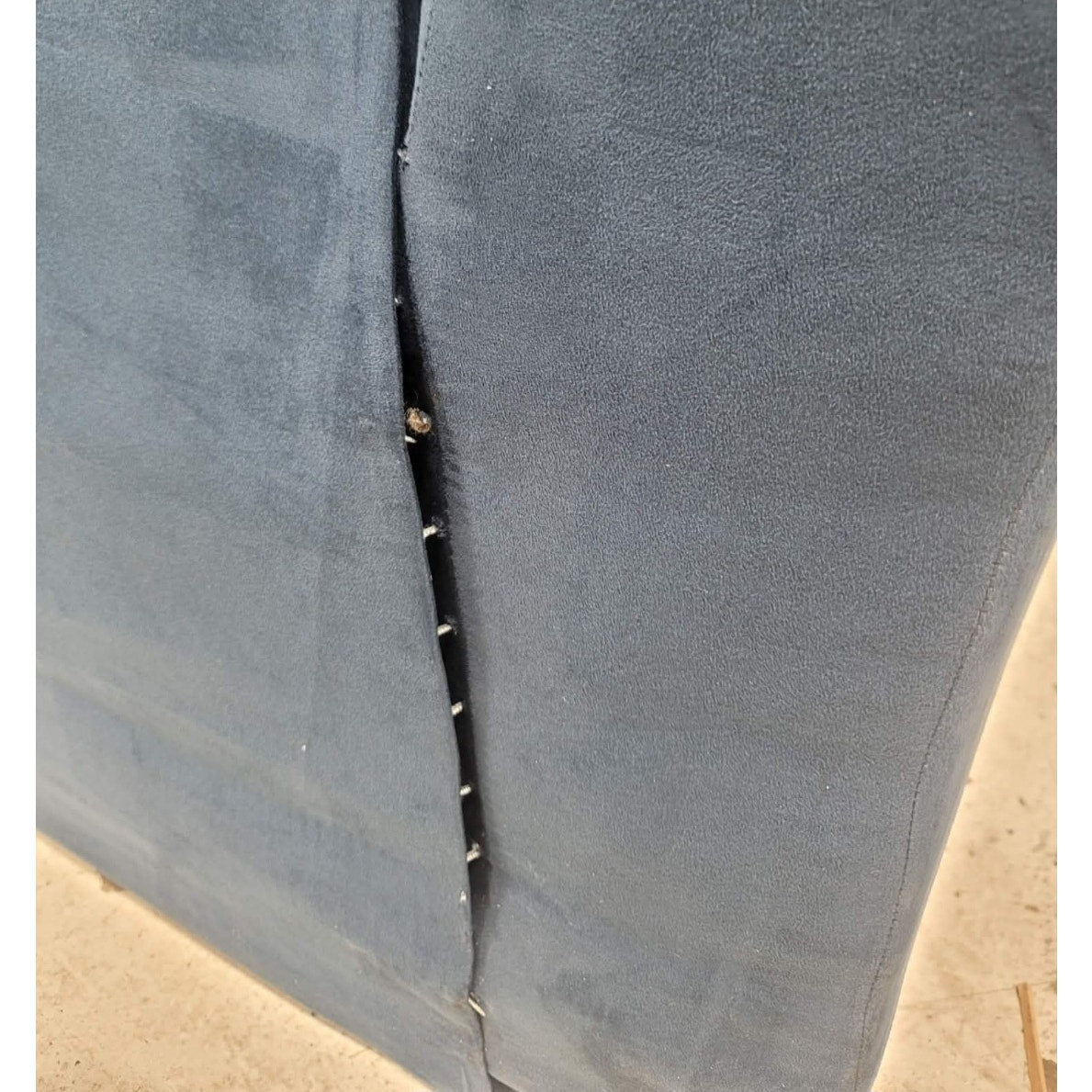 Loveseat Signature Design by Ashley Darcy Casual Plush