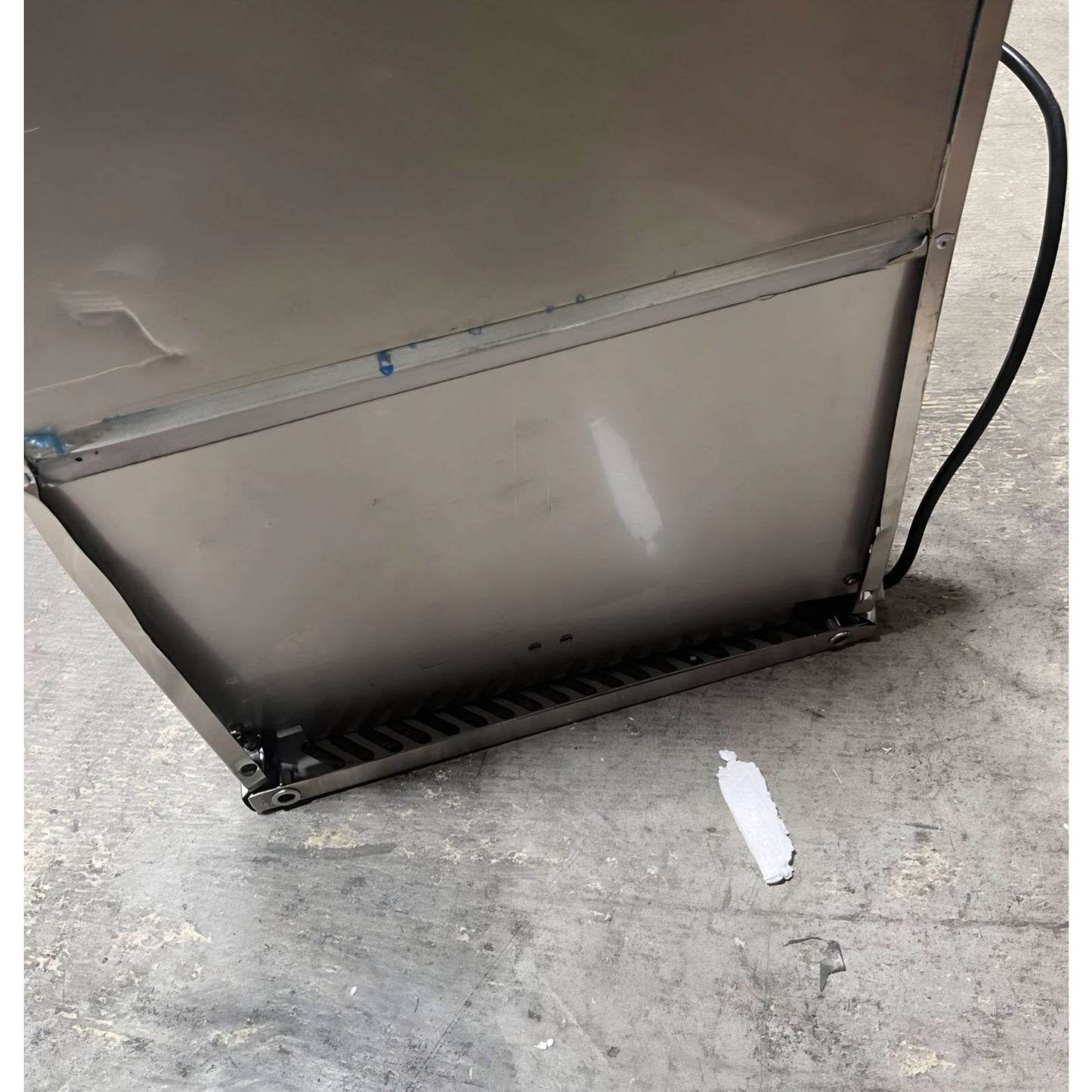KoolMore SCDC-3P-SG Commercial-Refrigerator, 40 Inch, Silver