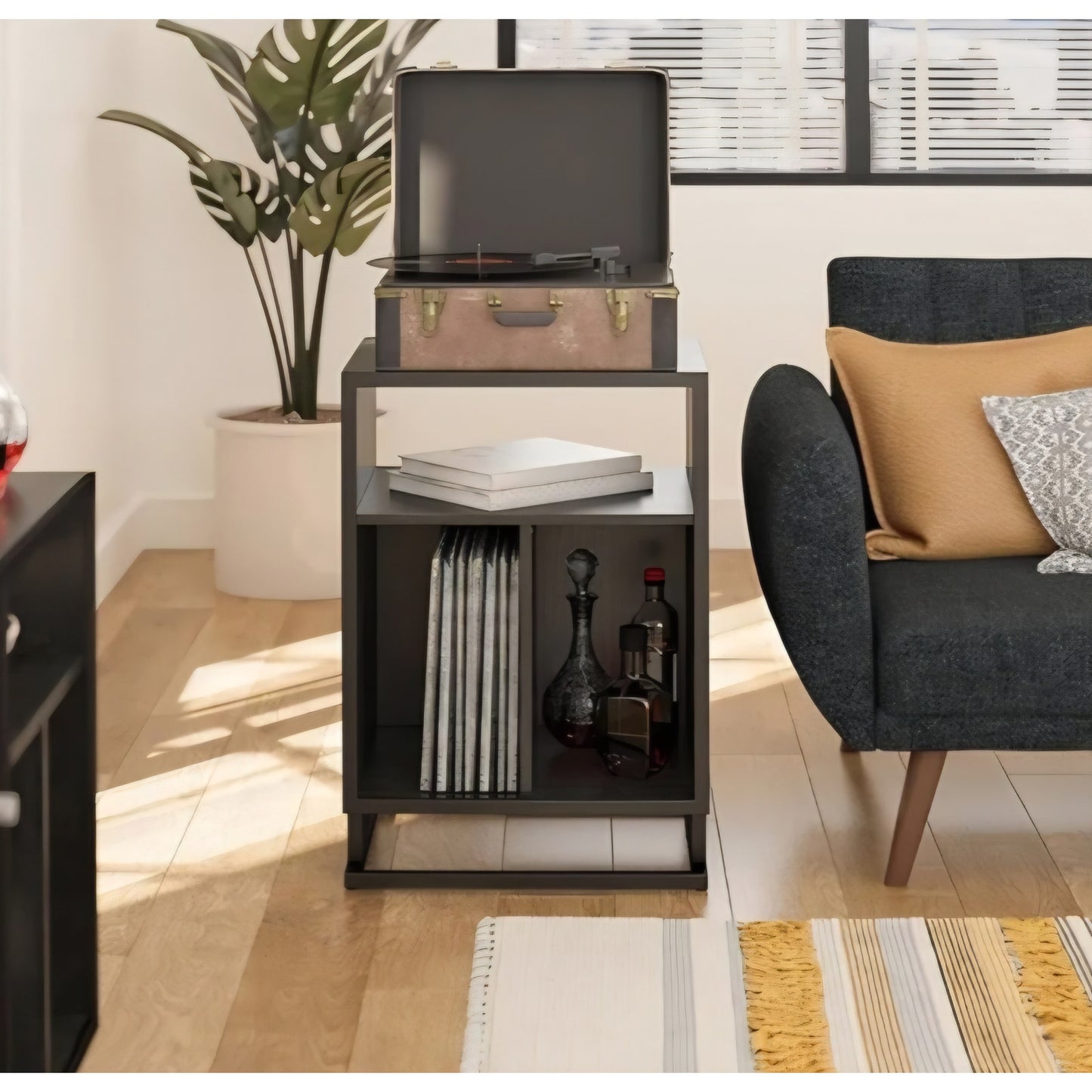 Novogratz Regal Turntable Stand/End Table, Black Oak