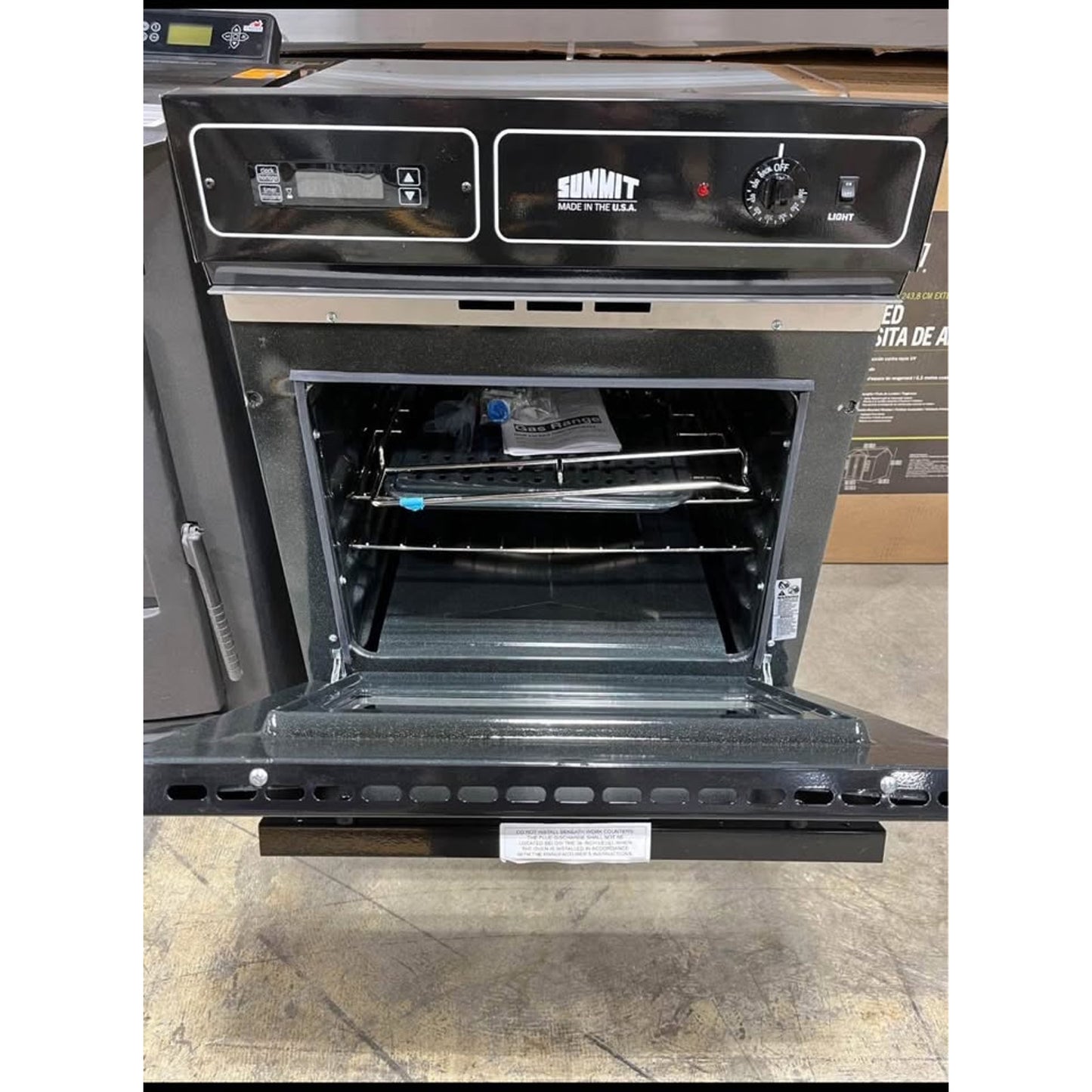 Summit Appliance 24 in. Single Gas Wall Oven in Black
