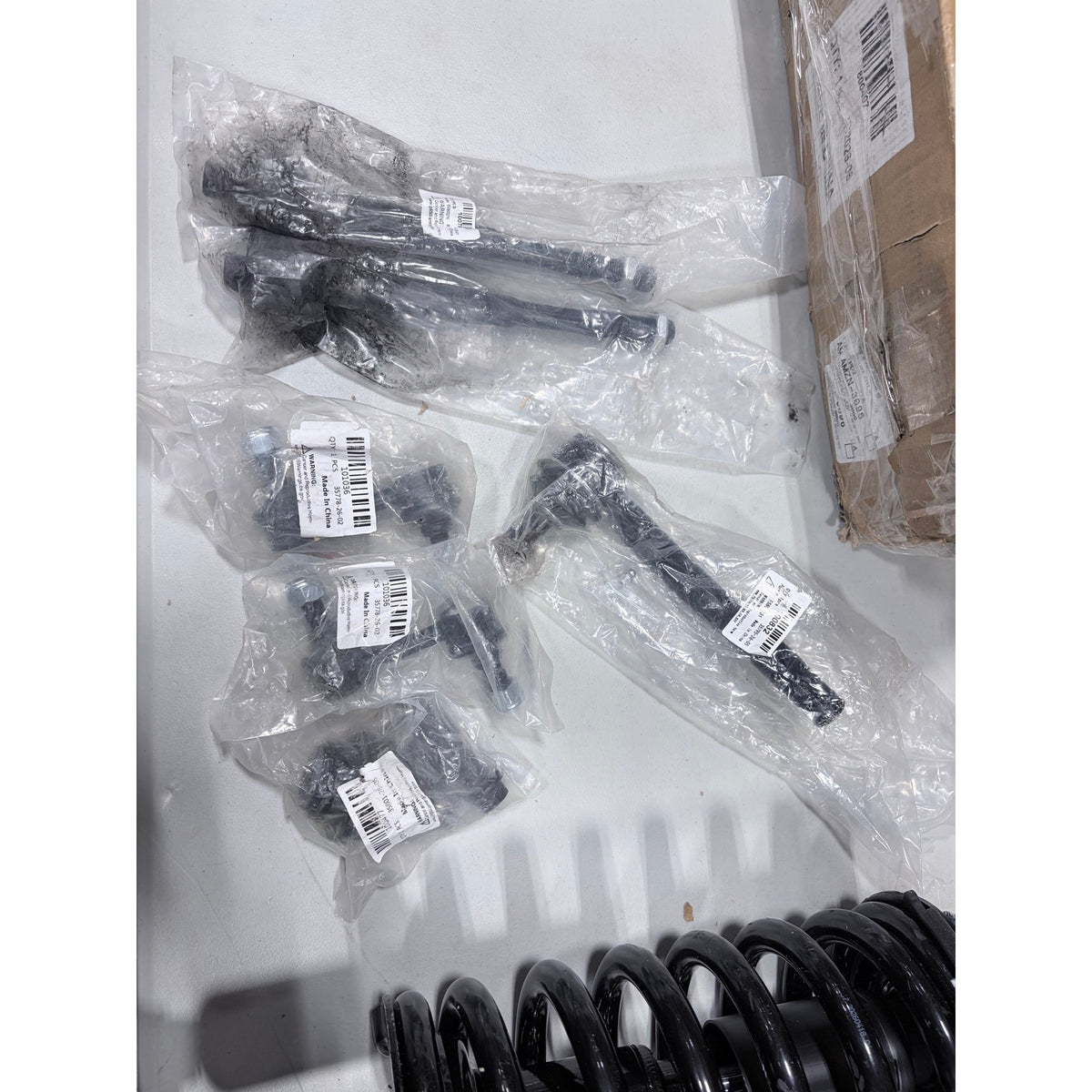 Nissan titan 2004- 2015 struts,