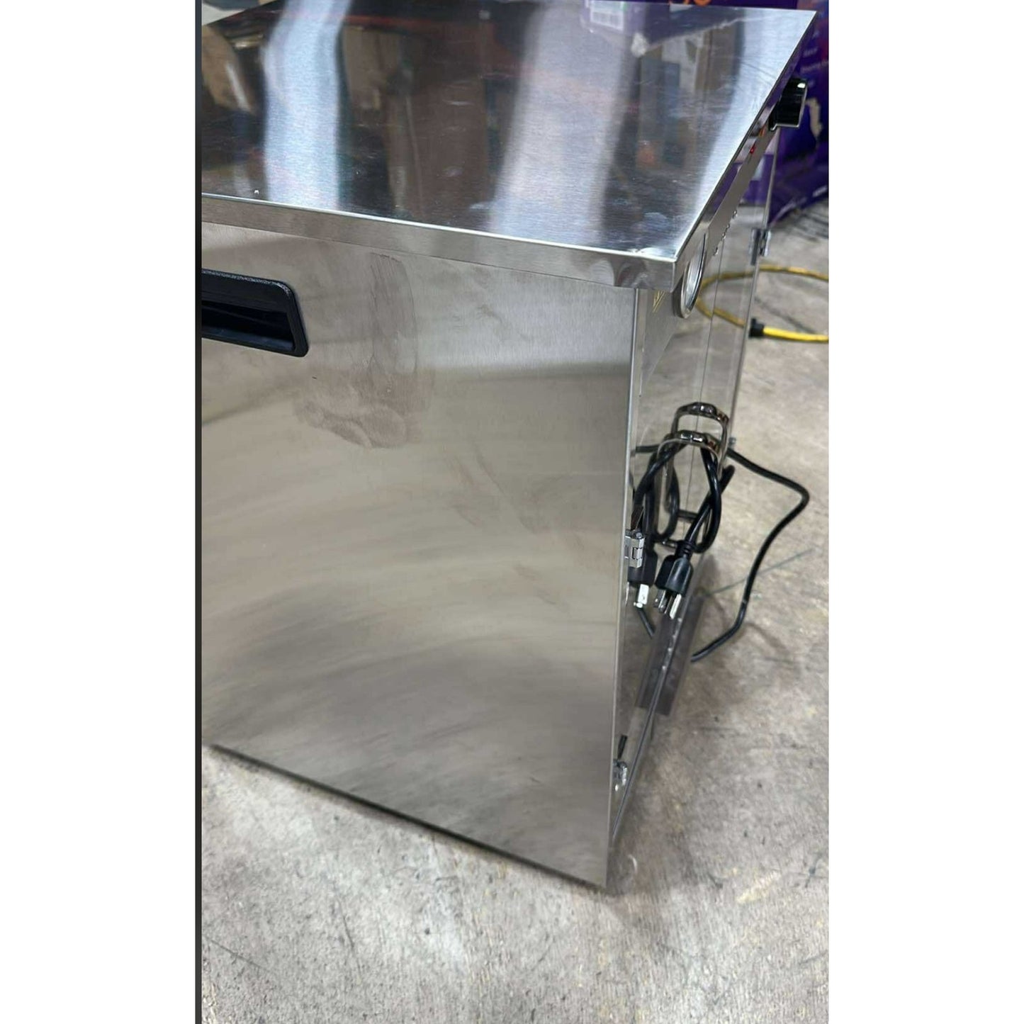 4-Shelf Electric Hot Box Food Warmer Accommodating up to (8) 16" Pizza Boxes, Countertop Heated