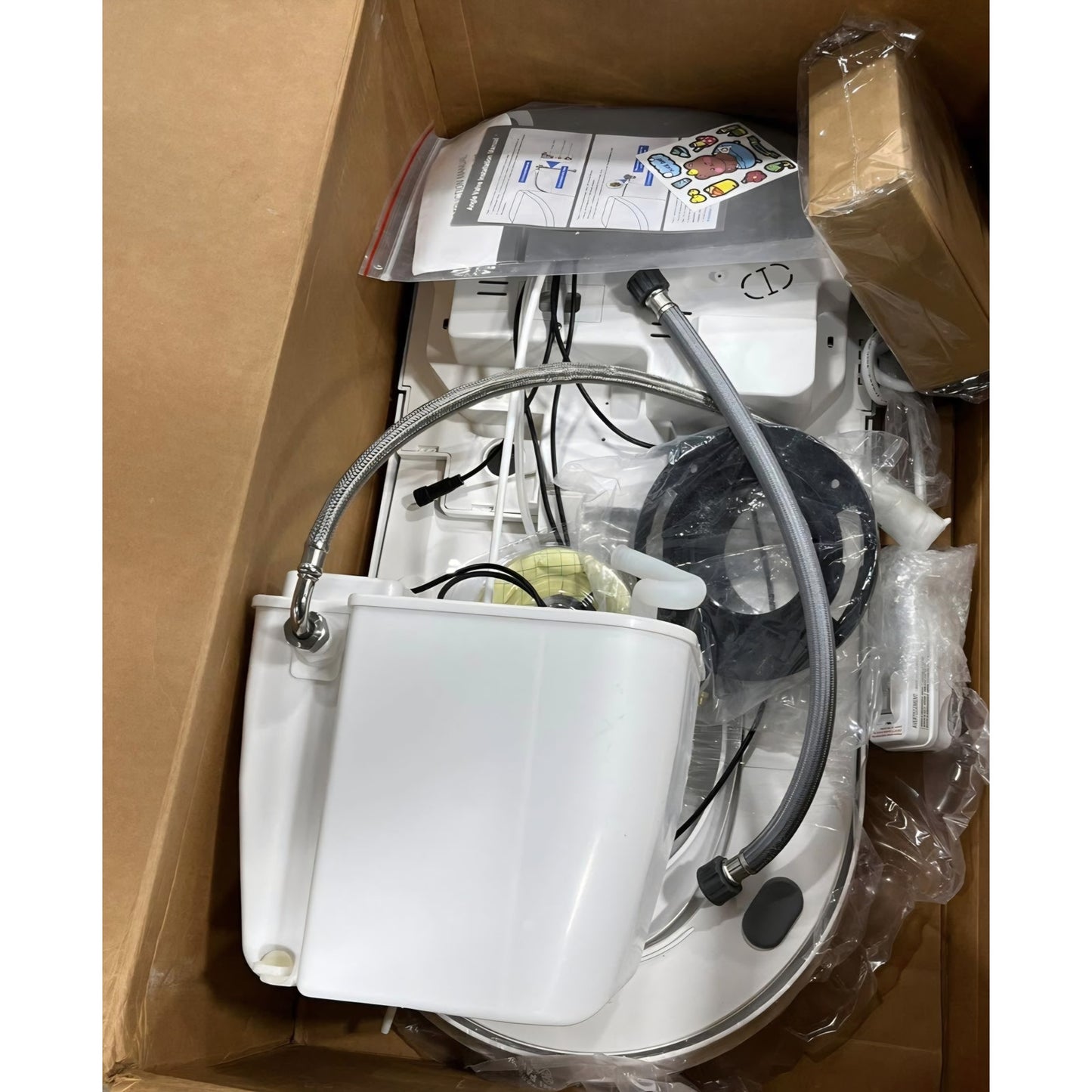 Glenda smart toilet seat & pump assembly