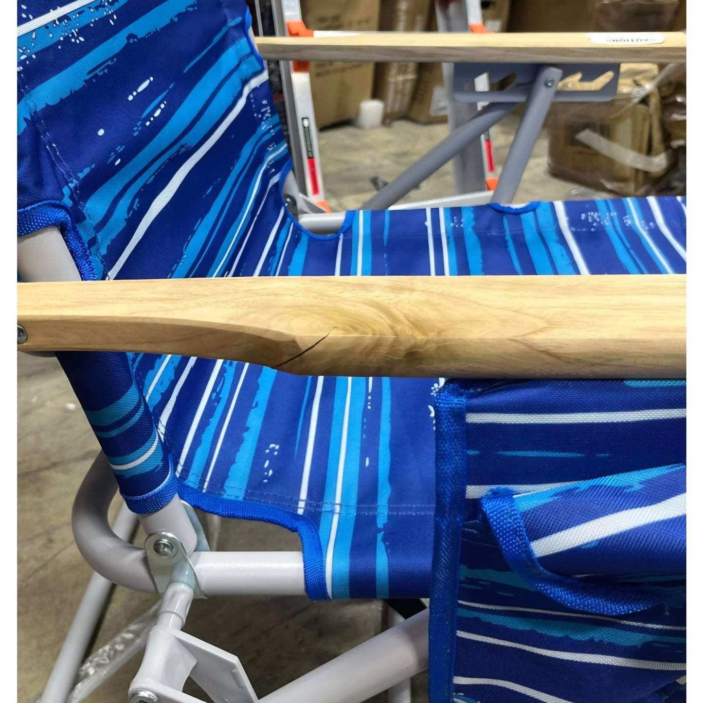 Tall Beach Chairs for Adults Backpack Beach Chair with Wooden Armrests Heavy Duty Chair, Striped
