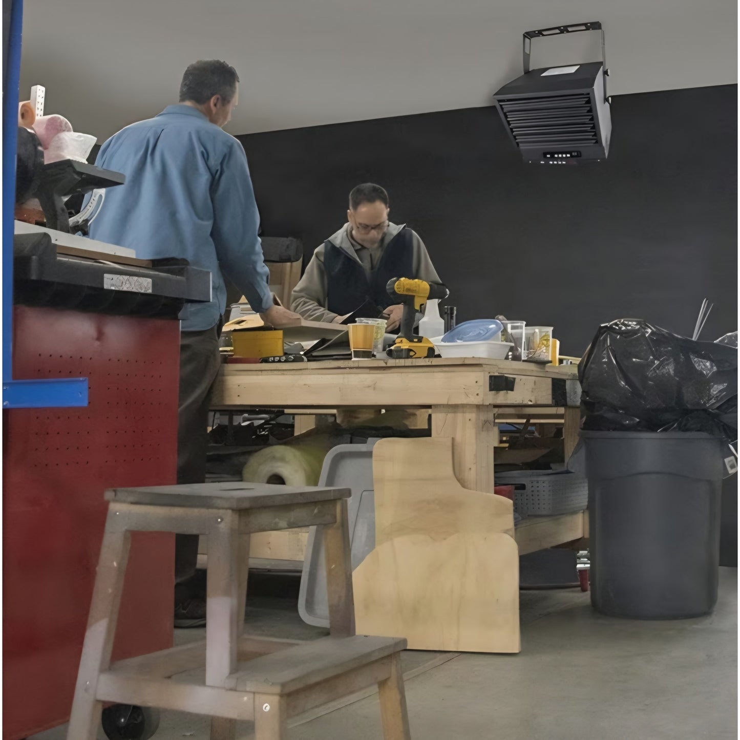 Comfort Zone 10,00W Hard-Wired Garage Heater – Industrial & Commercial Ceiling Mount
